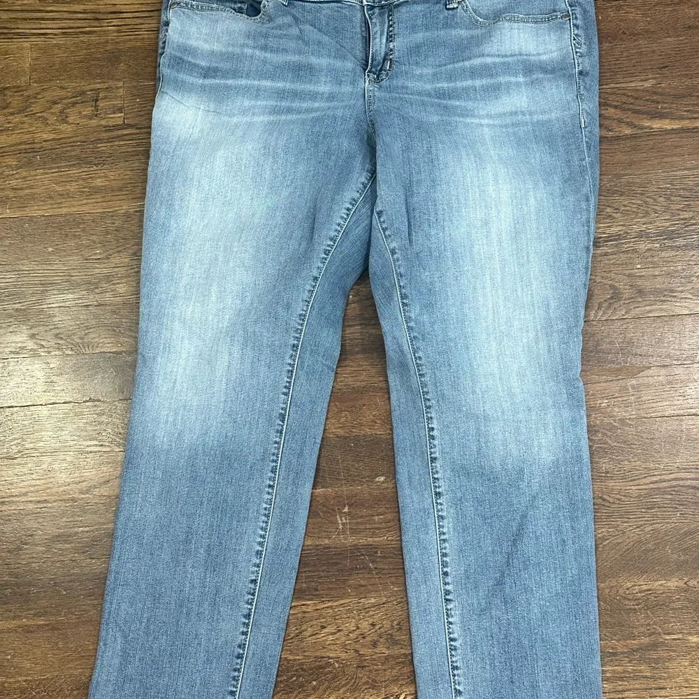 Torrid Blue Straight Leg Jeans with Classic Denim Look - Picture 1 of 3